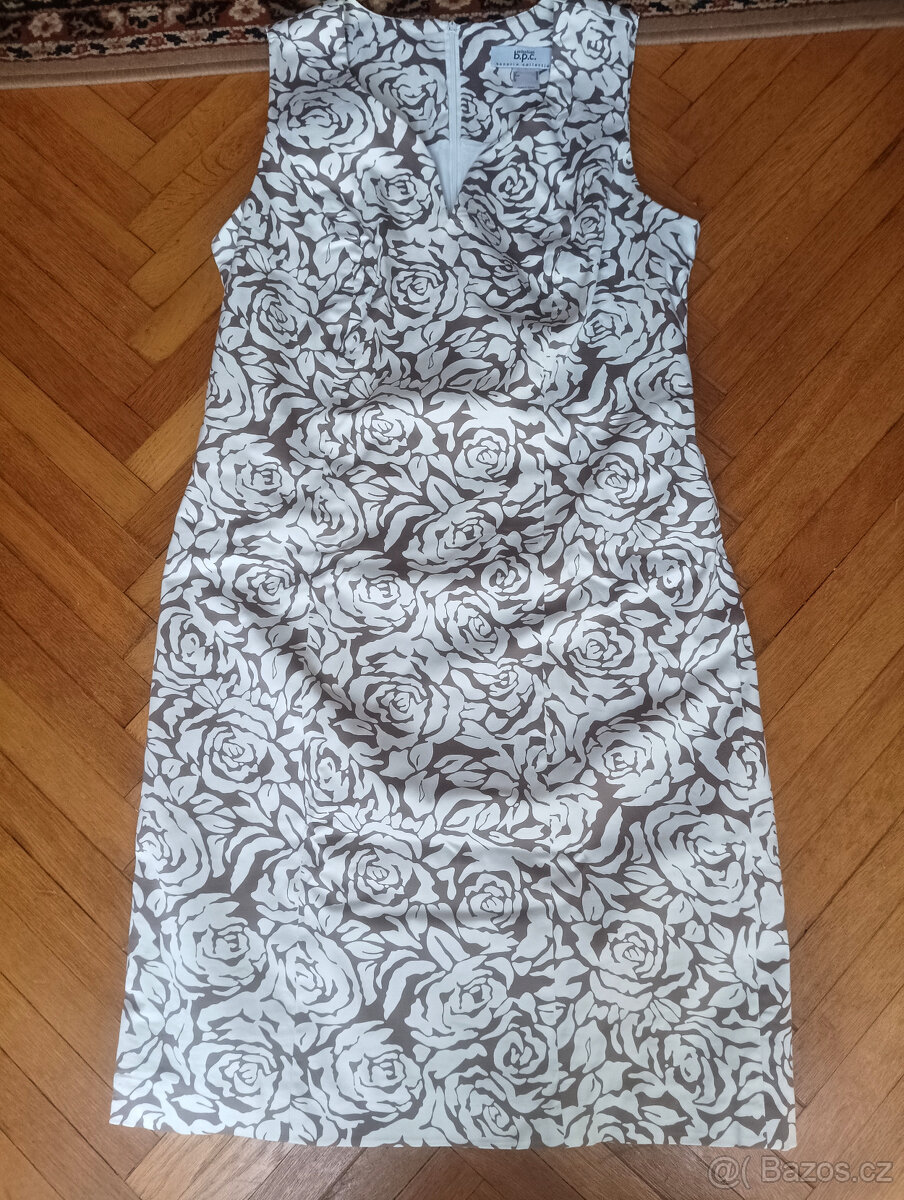 Pouzdrové šaty - 5