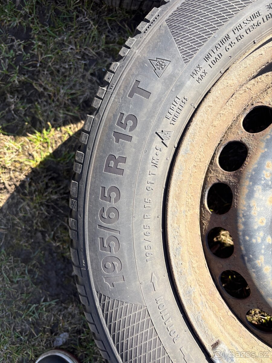 Sada zimních kol 195/65 R15, 4 ks - 5