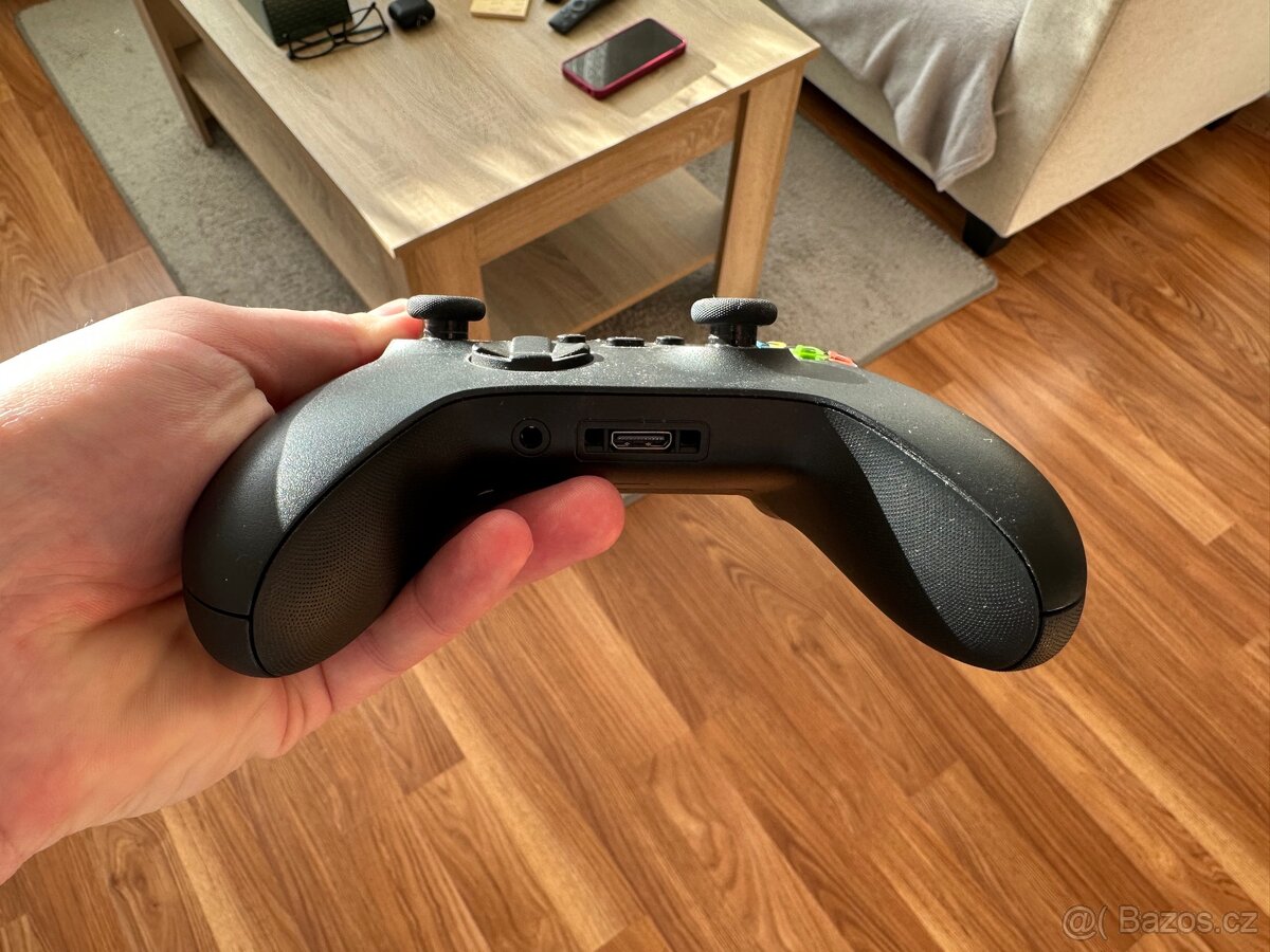 Xbox Wireless Controller Carbon Black - 5