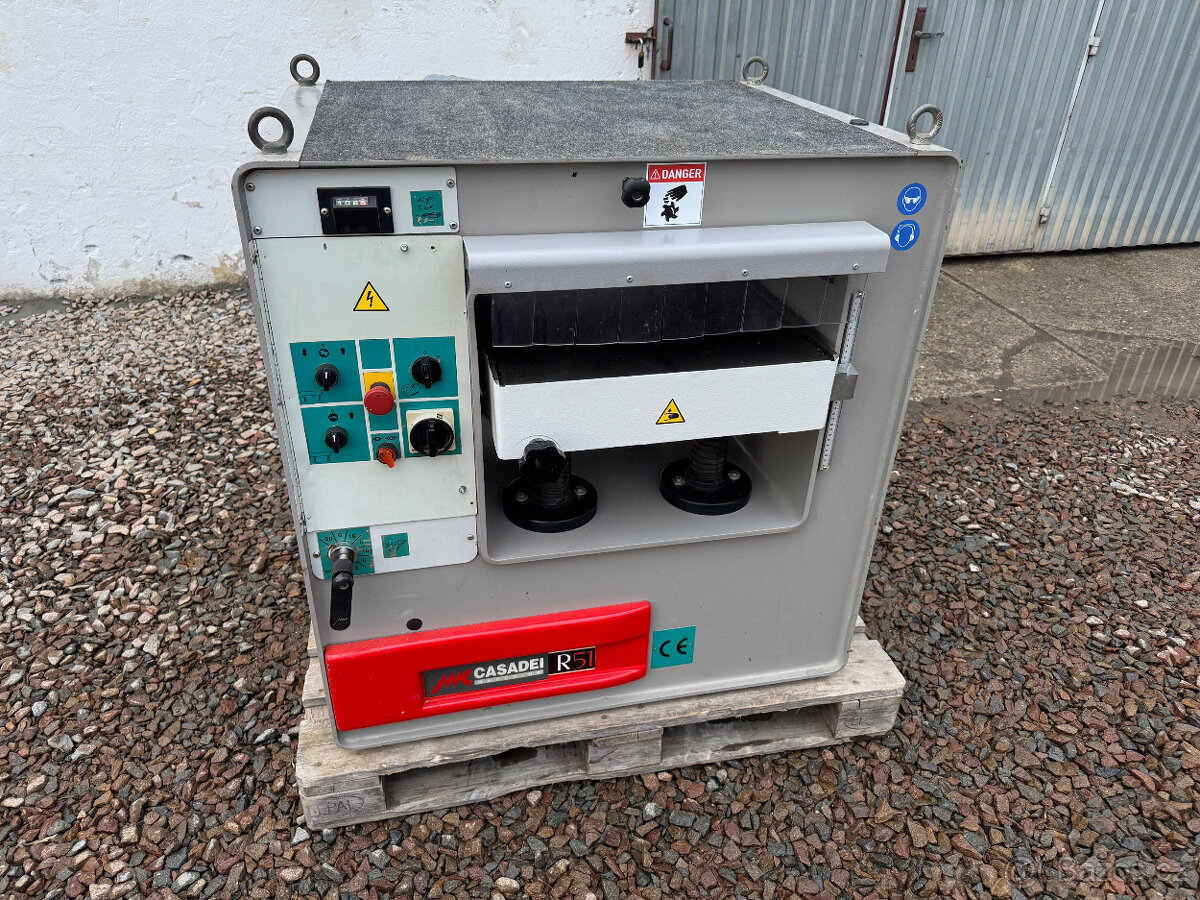 Protahovačka tloušťkovací frézka CASADEI R51 - 5