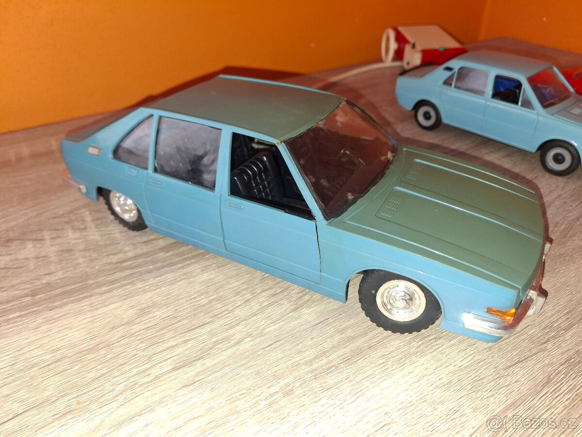 TATRA 613 - ŠKODA 120 - ŠKODA 1000 MB - 5