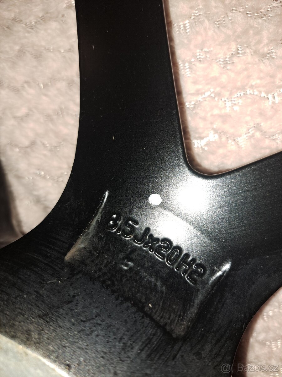 Alu kola R20 5×114,3 - 5