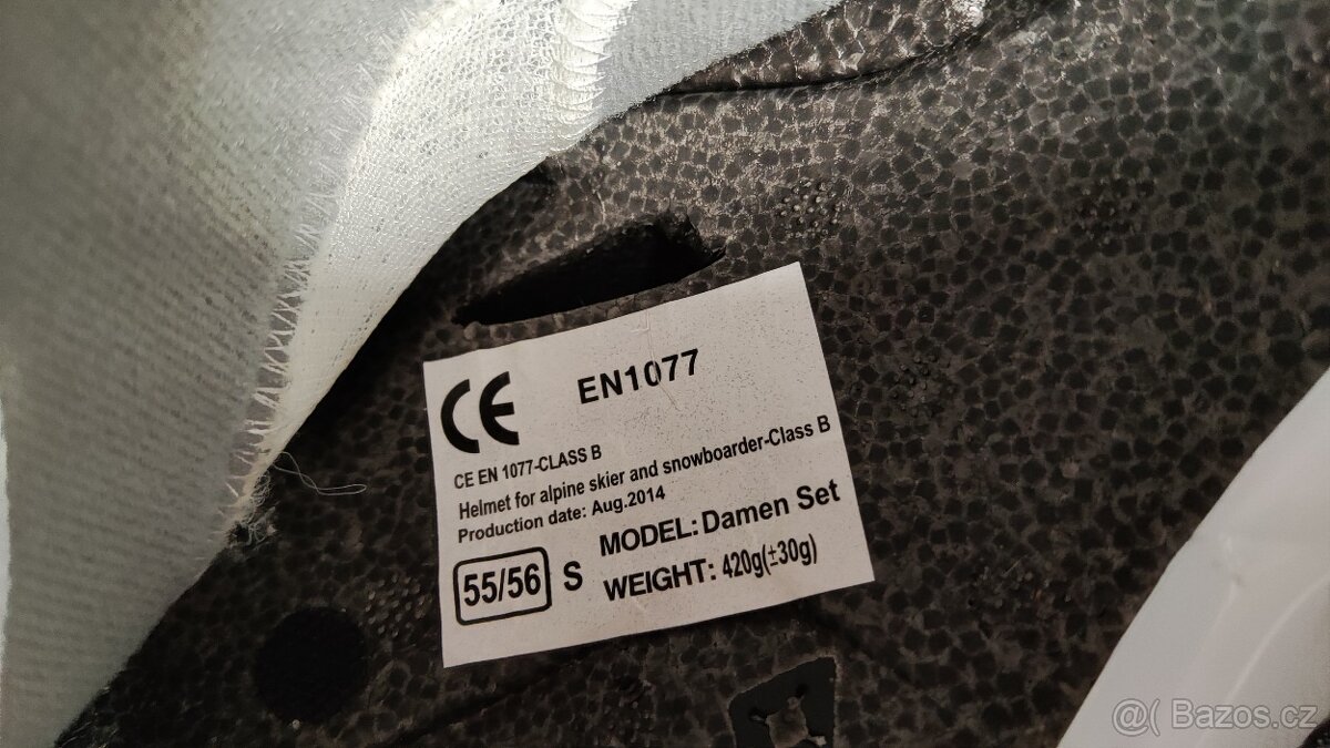 Dívčí helma a brýle - 5