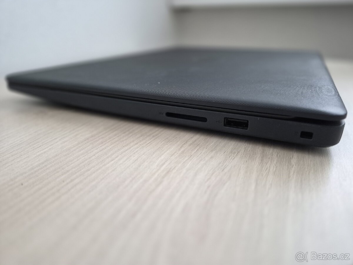 Notebook Dell Vostro, 14", Intel i5-1135G7, 8GB, SSD 250GB - 5