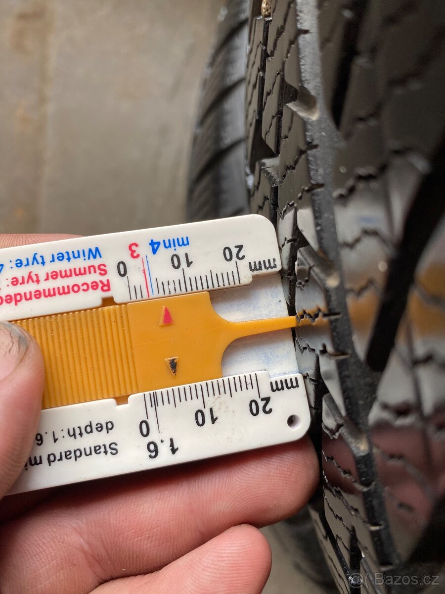 215/55 R17 Goodride - 5