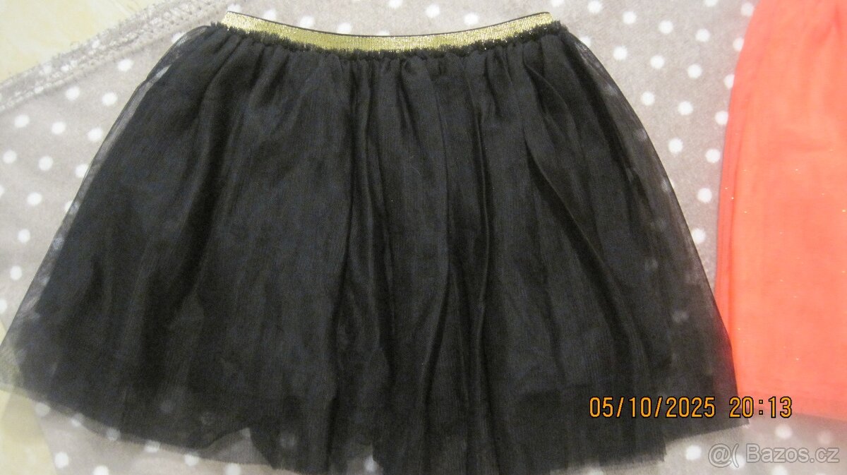 Dvě sukénky, TUTU, černá a neon oranžová - 5