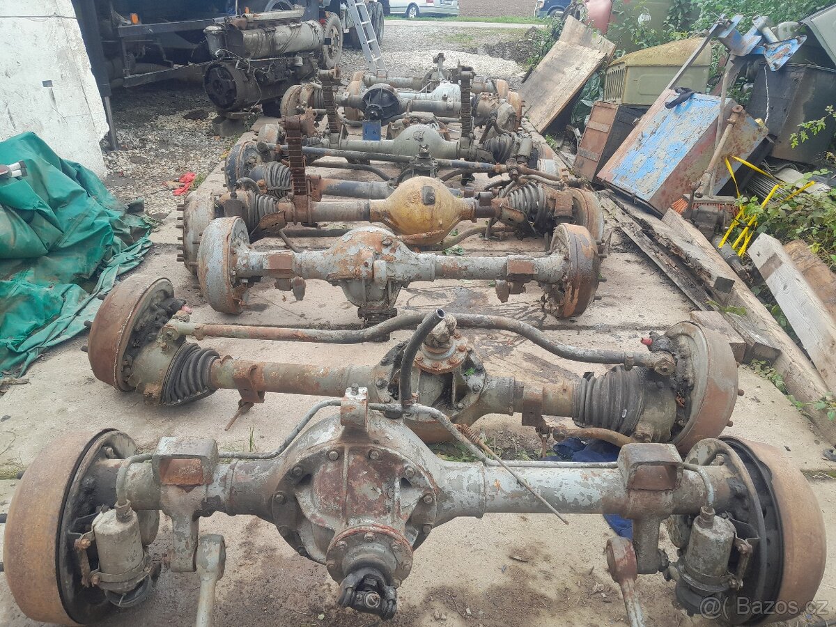 Napravy v3s přední, zadní,prostrední - 5