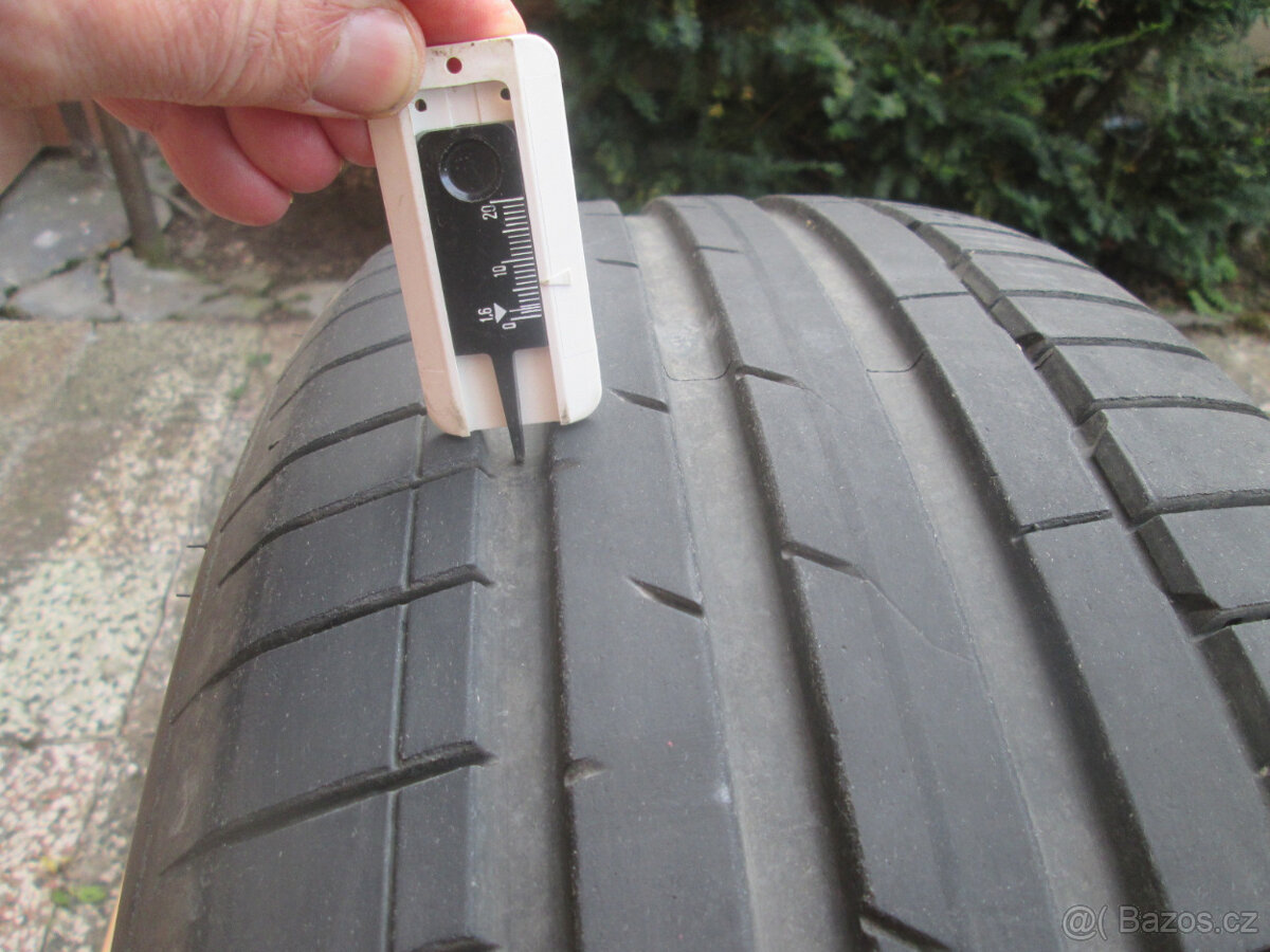 Prodám 2 letní pneumatiky HANKOOK VENTUS S1 EVO3 EV - 5