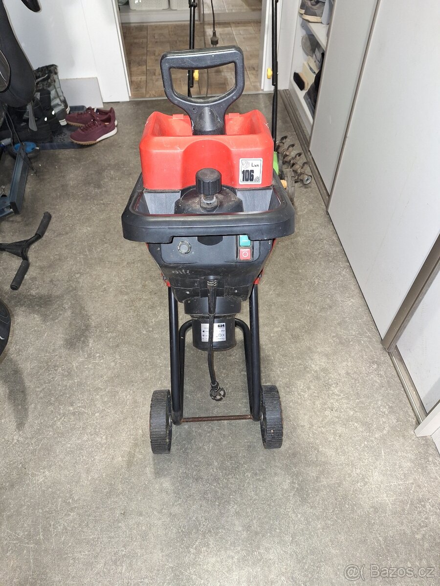 Drtic vetvi Hecht 624 - 5