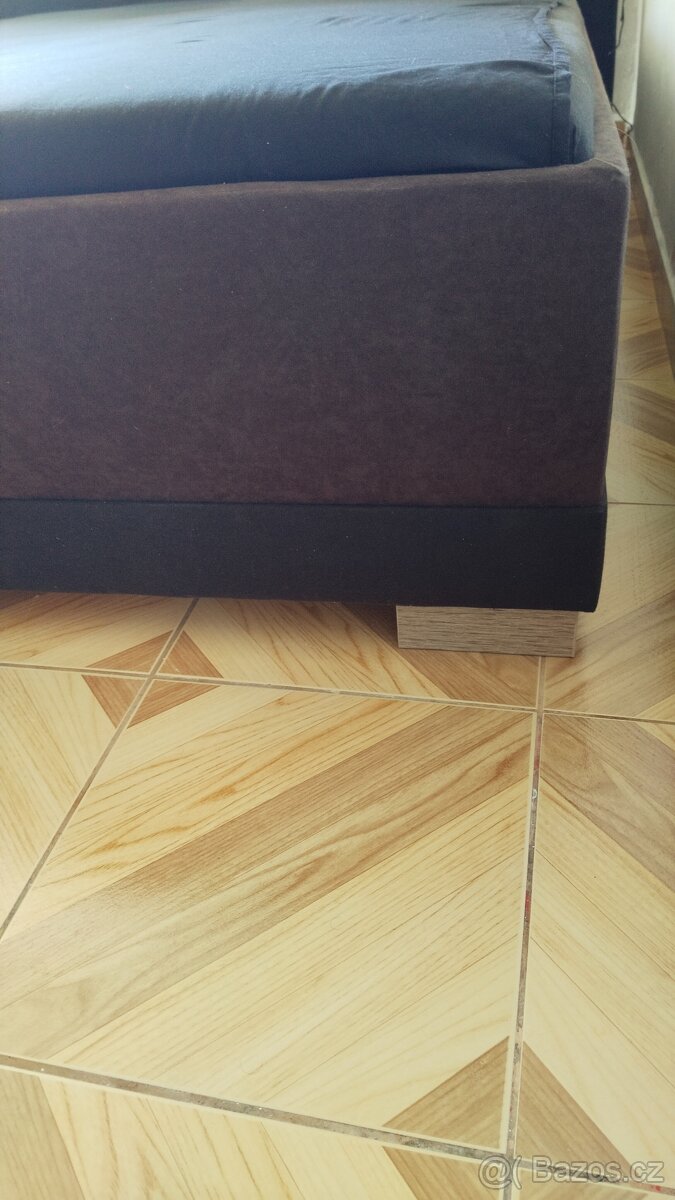 Manželská postel - 5