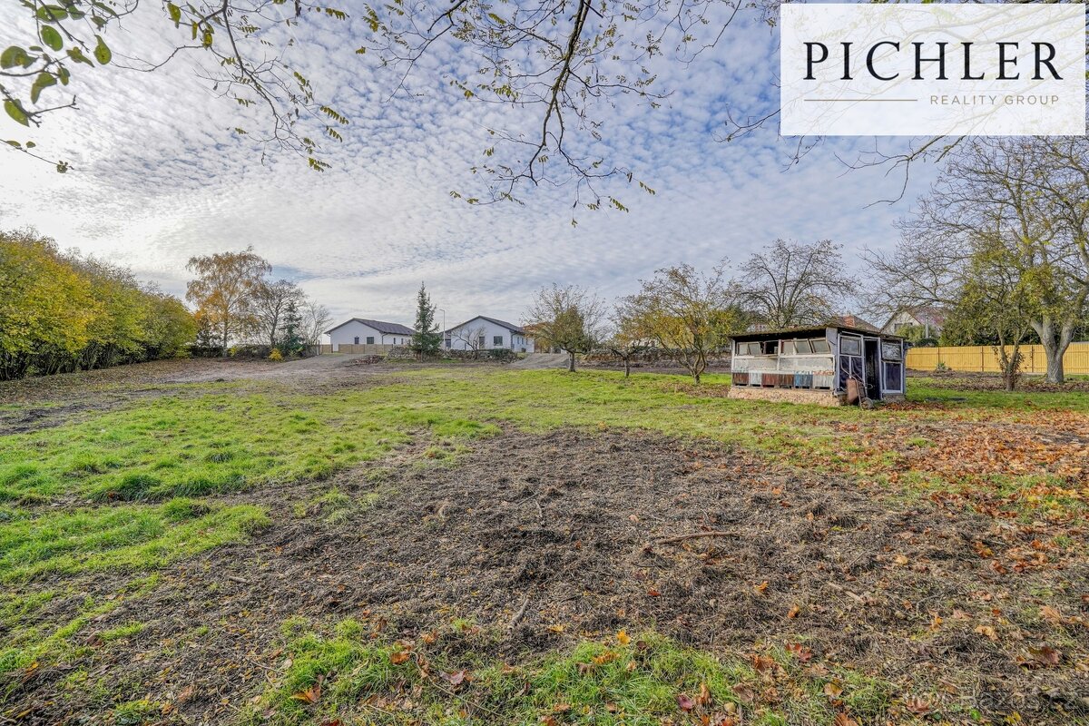 Prodej stavebního pozemku 759 m² - 5