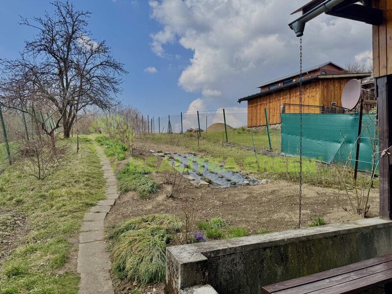 Prodej chaty se včelínem a vlastním pozemkem, Vsetín, lokali - 5