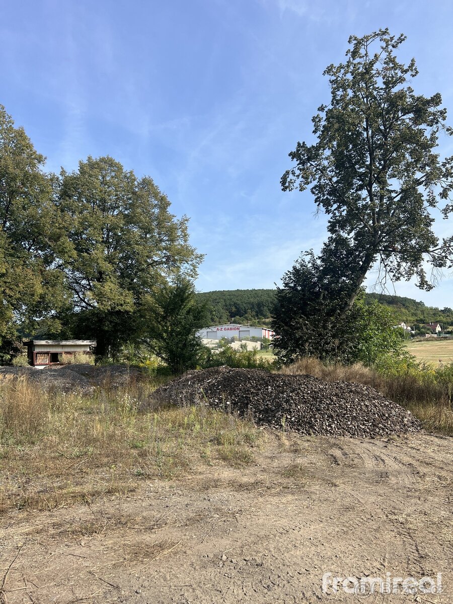 Pronájem pozemku pro komerční využití, 1 000 m² - Česká - 5