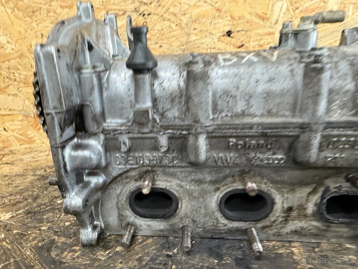 HLAVA MOTORU 1.2 HTP 47KW 03E103373C - 5