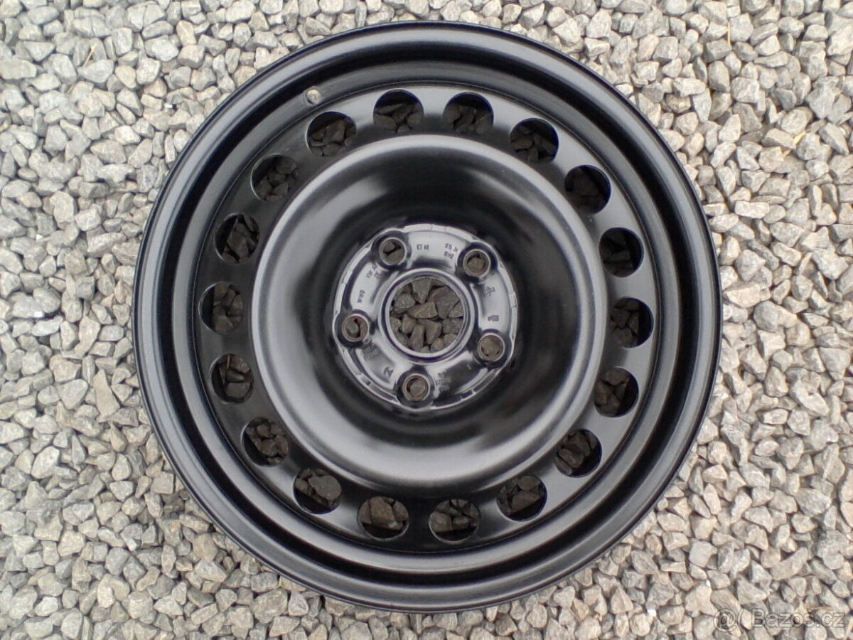 16 plechové disky VW Touran II,VW Caddy od 2020 - 5