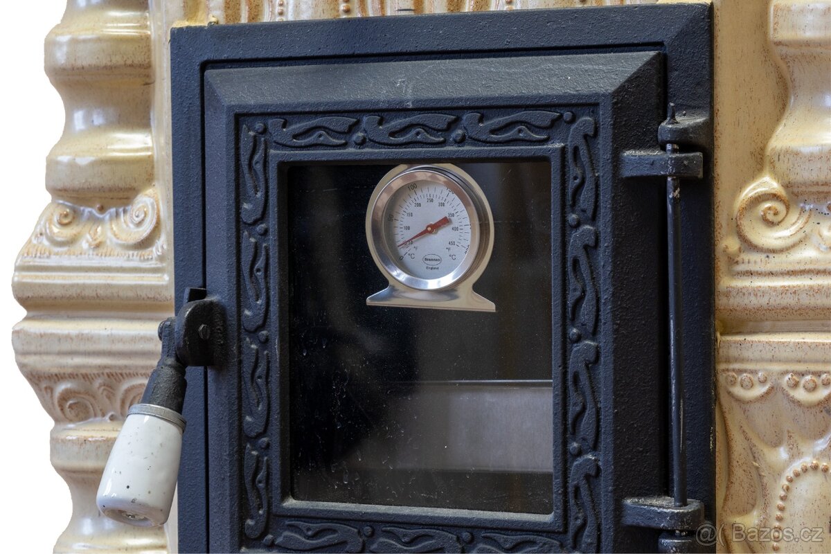 Keramická kachlová kamna s troubou na tuhé palivo - 5