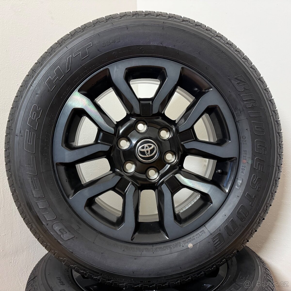 TOYOTA HILUX 6x139,7 R18 ET30+LETNÍ 265/60R18 9mm - 5