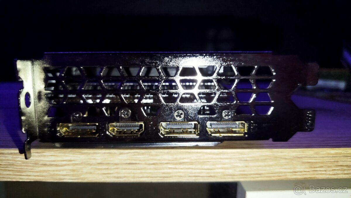 GIGABYTE GeForce RTX 2060 OC 6GB - 5