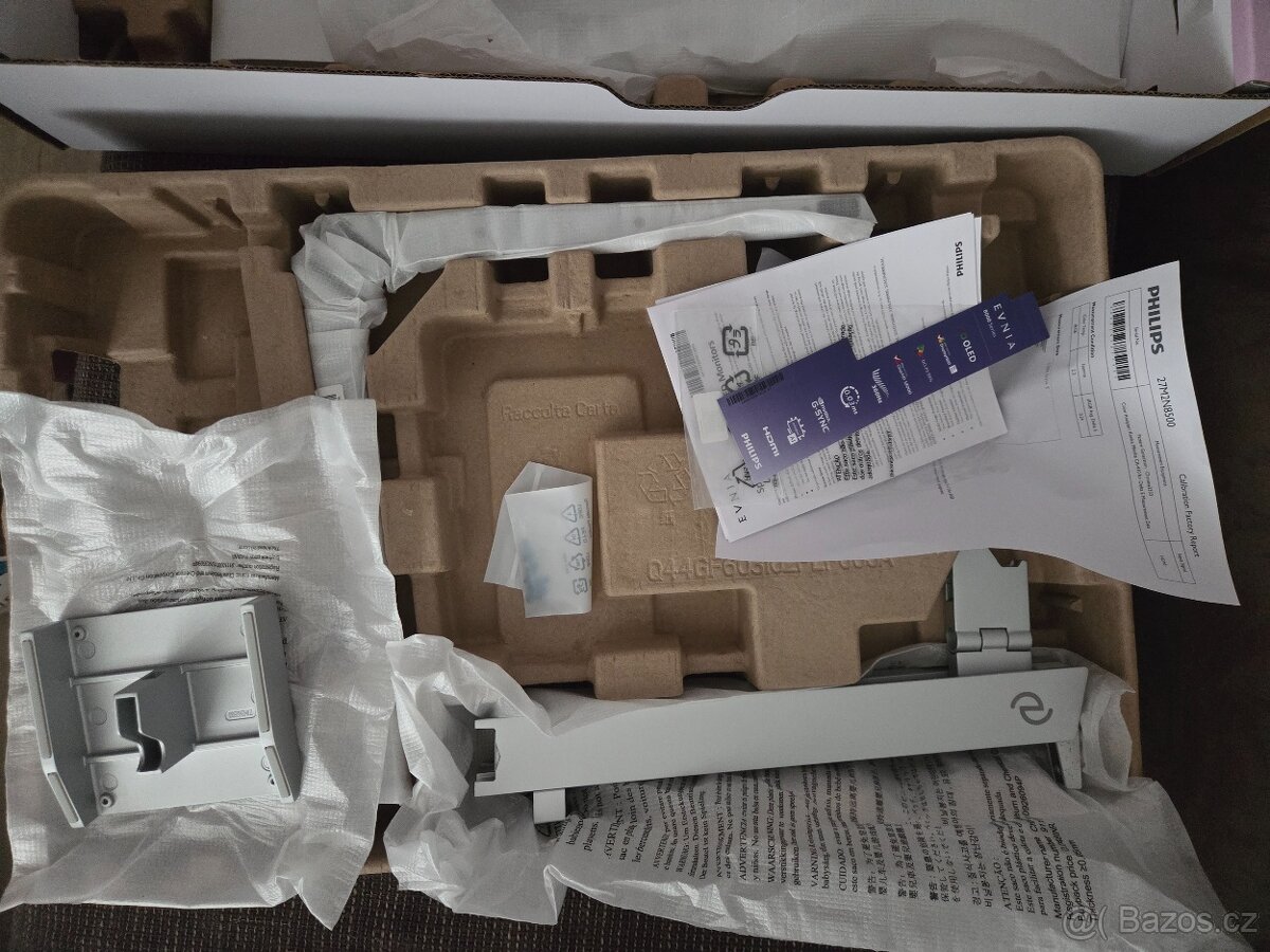 Televize monitor Philips - 5