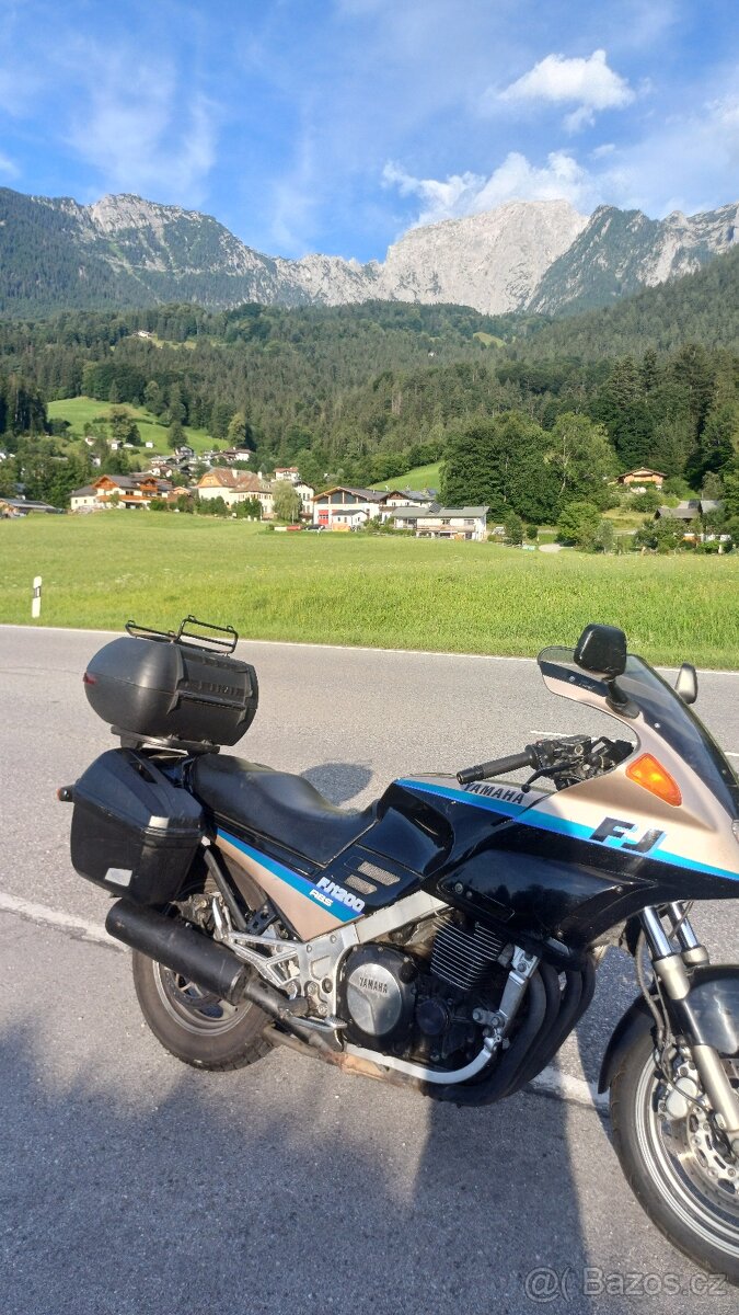 Yamaha FJ 1200 - 5