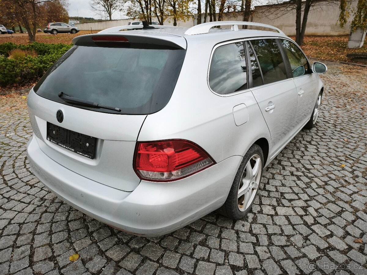 Volkswagen Golf VI combi 2.0 (103 kw) Kůže Highline Panorama - 5