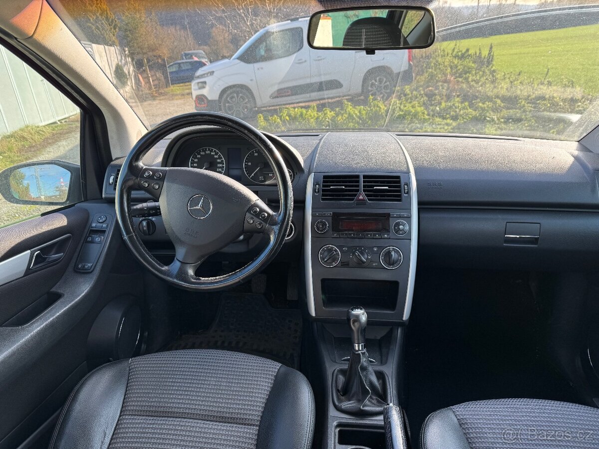 Mercedes-Benz A160 - 5