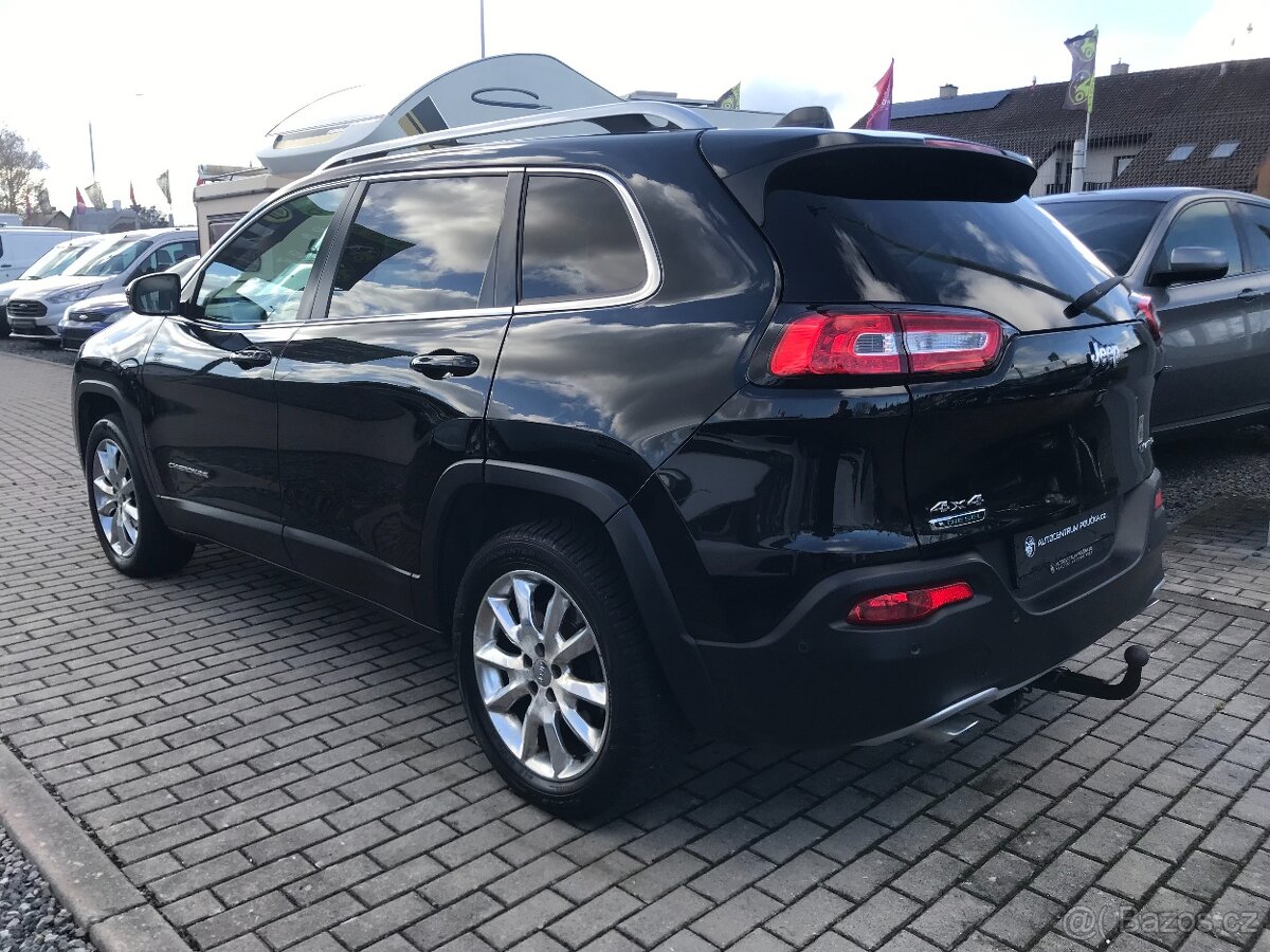 Jeep Cherokee 2,0 - 5