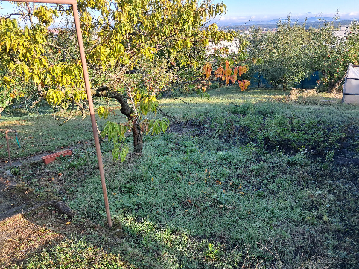 Prodej zahrady 496m2 Roudnice nad Labem - 5