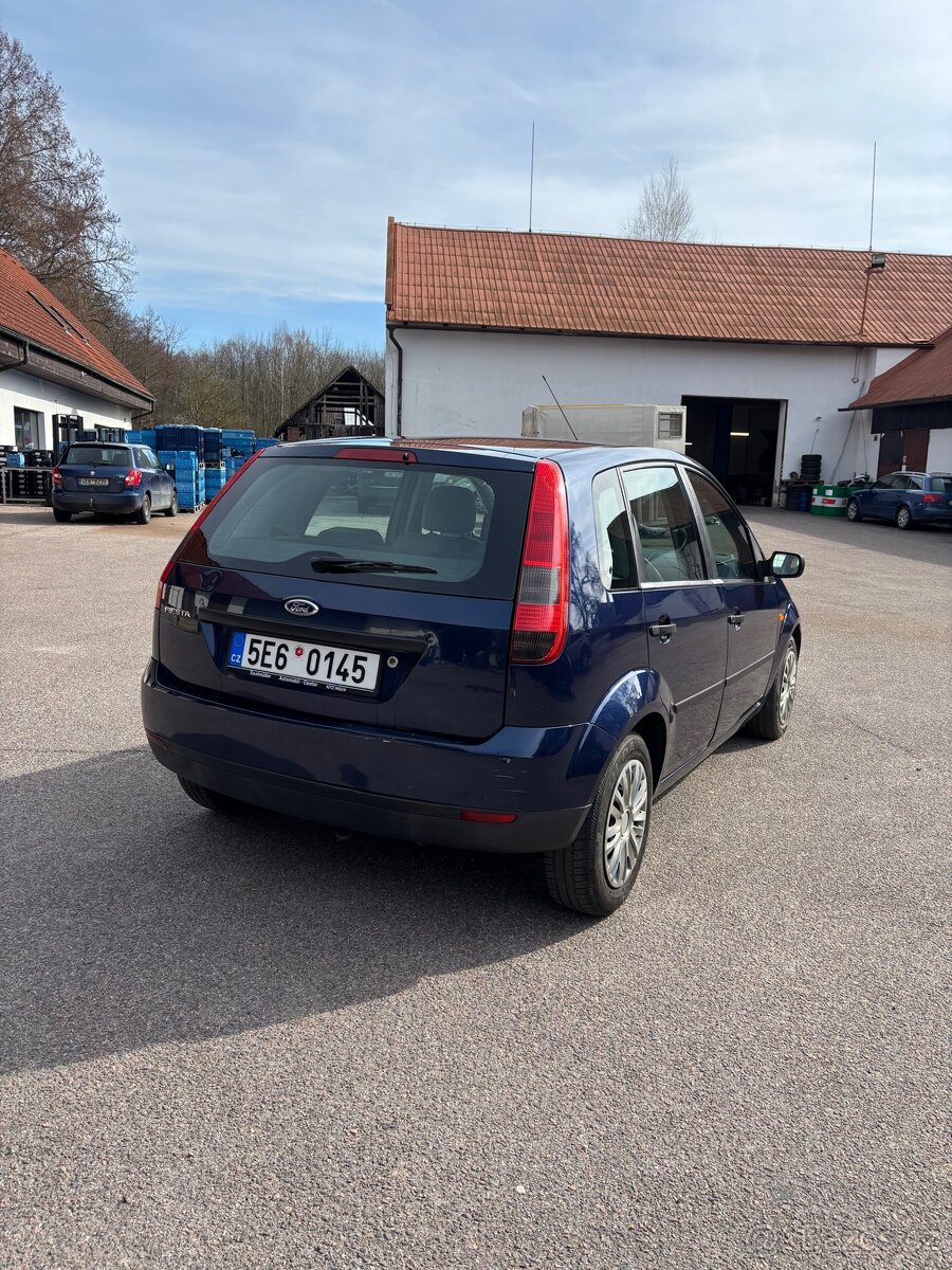 Ford fiesta 1.3 - 5