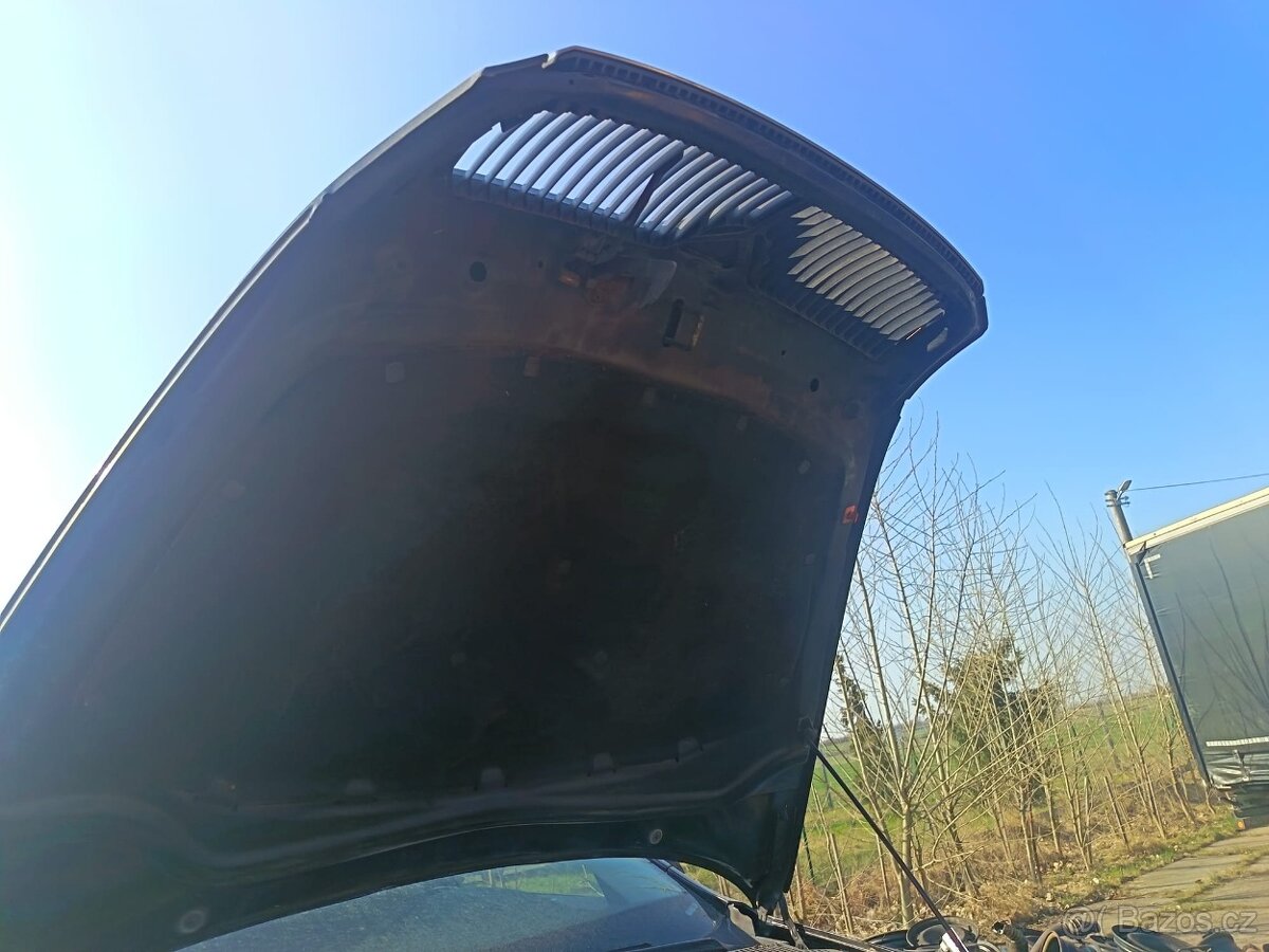 přední kapota Octavia 2 před Face 9910 černá - 5