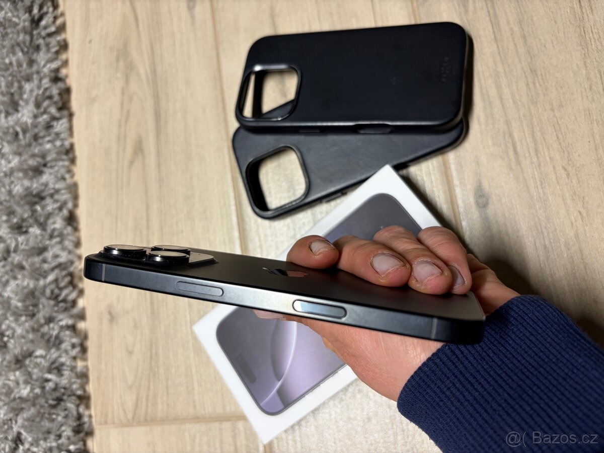 iPhone 16 Pro 128 GB - 5