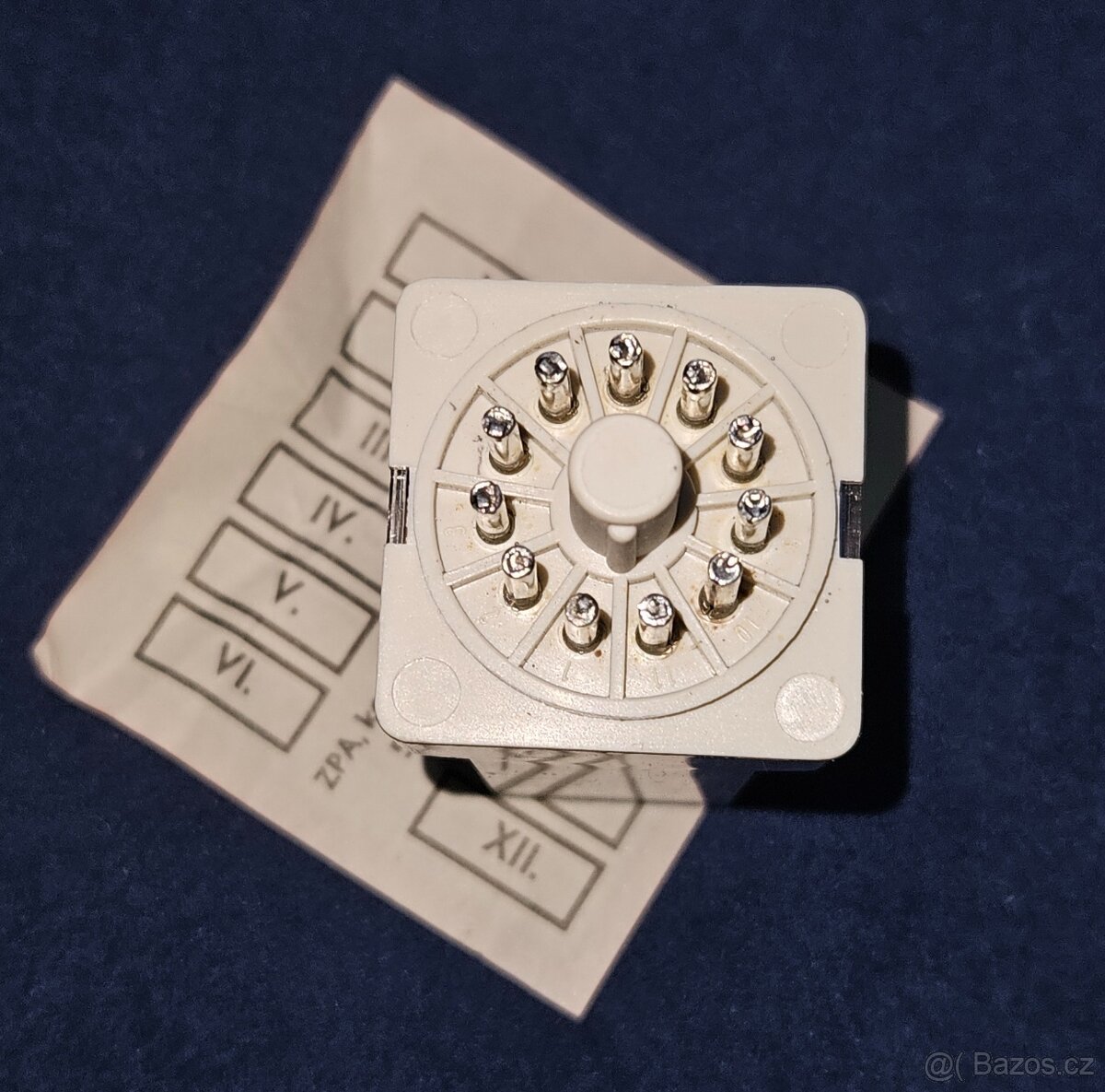 Relé pomocné ZPA Trutnov RP 700 PC – 12 V - 5