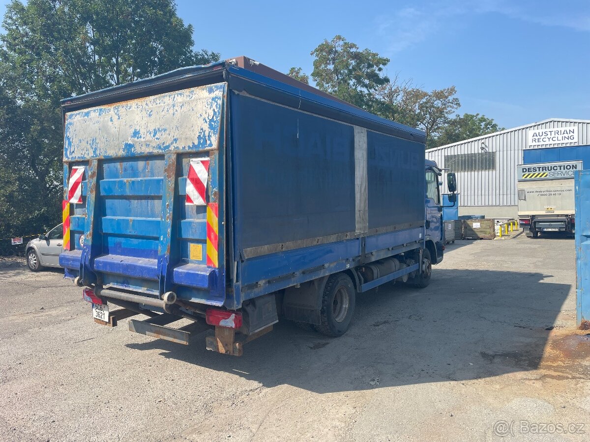 MAN TGL 12.210 plachta s hydraulickým čelem 4x2 - 5