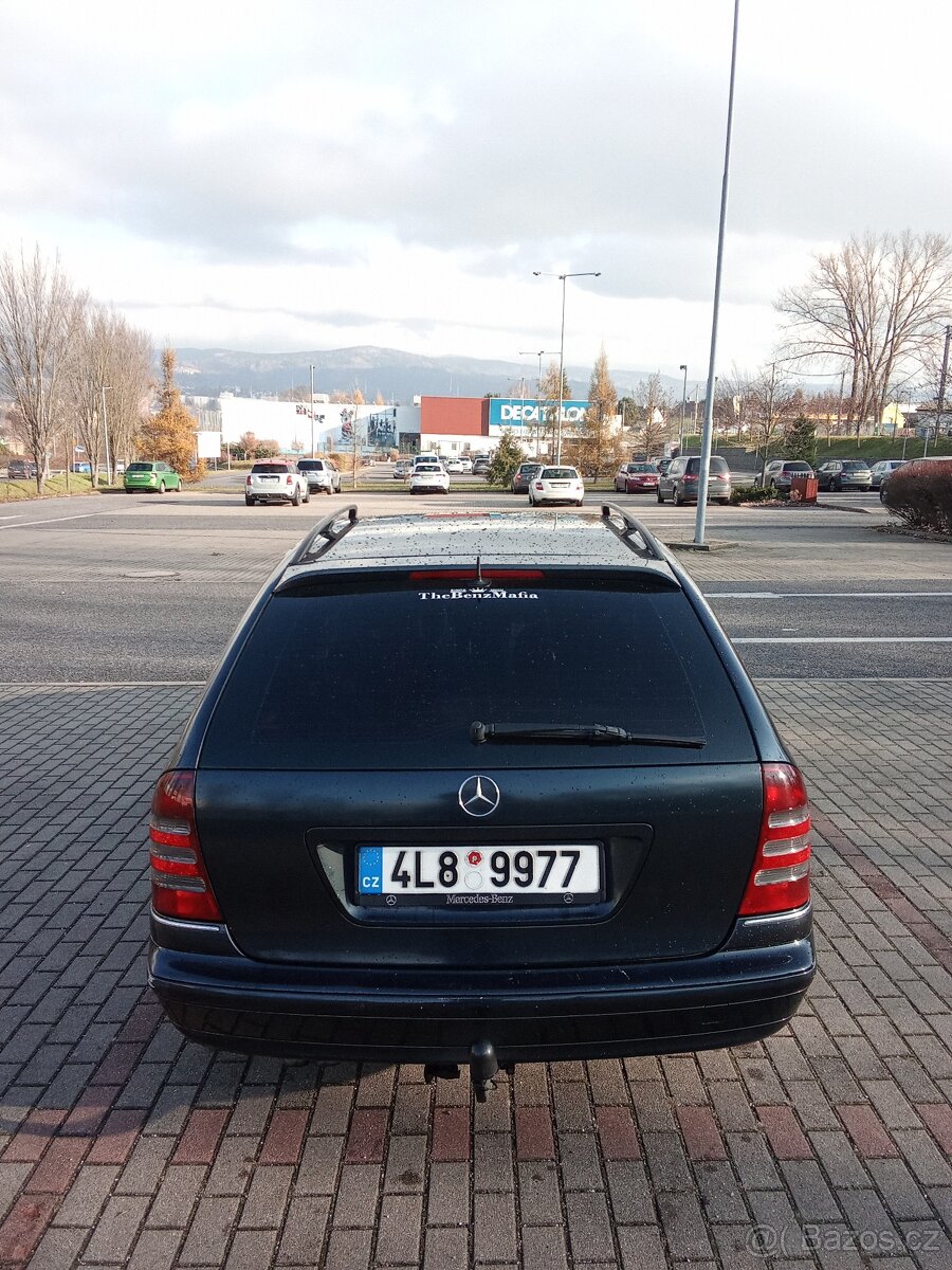 Prodám-Mercedes-Benz w203,C270 cdi-125kw,r.v.2002 - 5