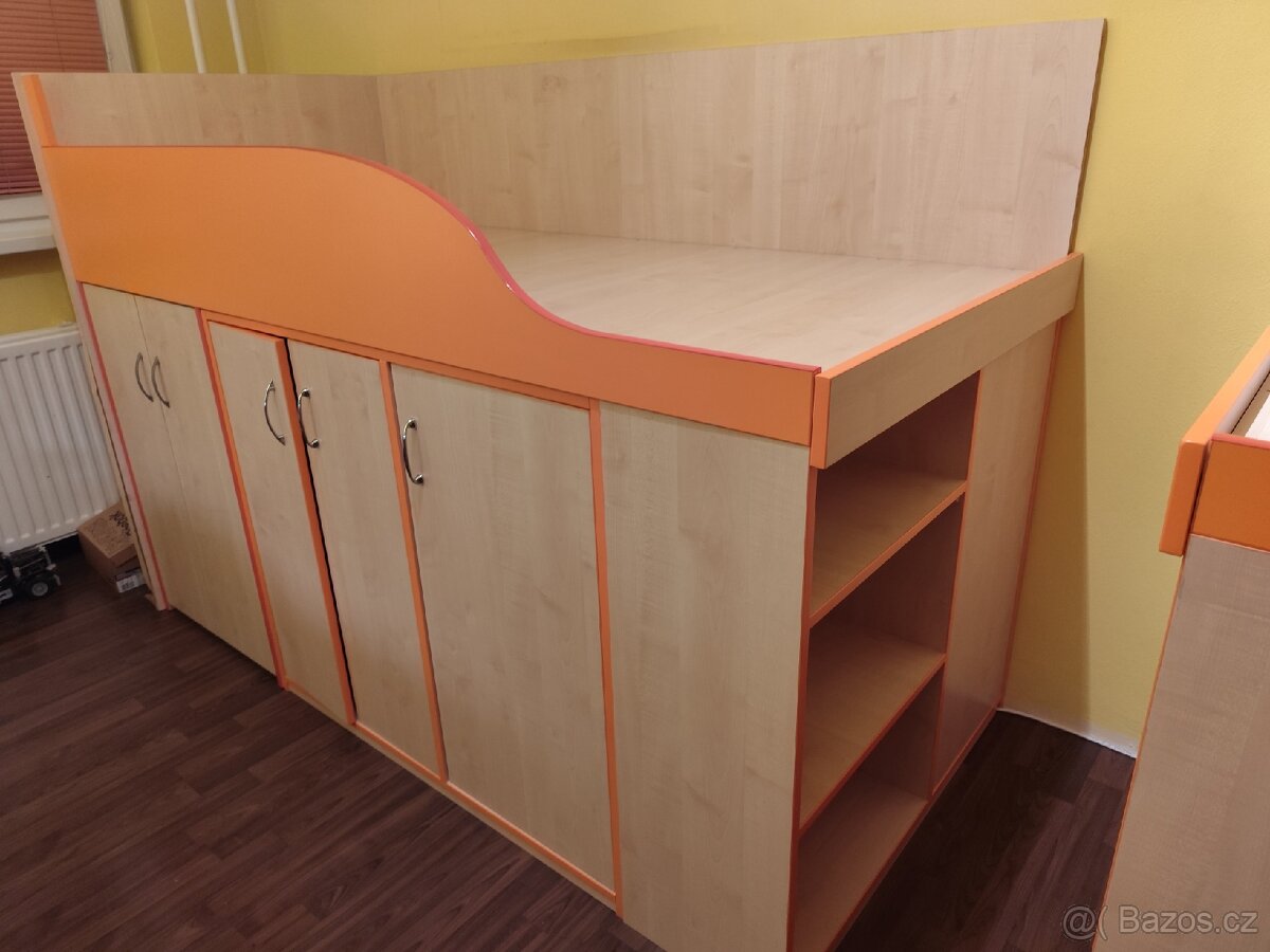 Postel s úložným prostorem - 5