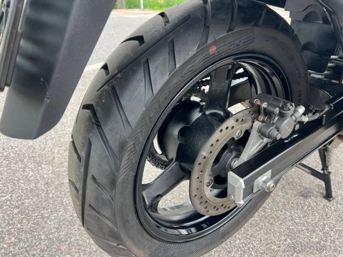 Suzuki DL 650 V-Strom 12060 km