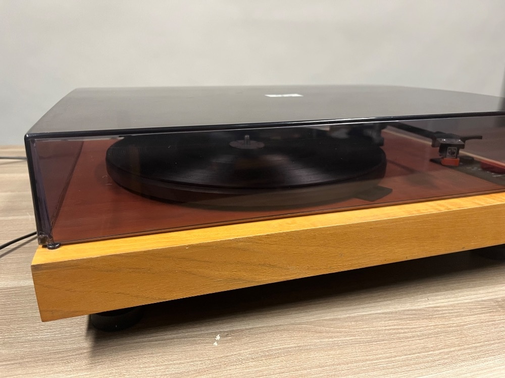 GRAMOFON TESLA NC452 - 5