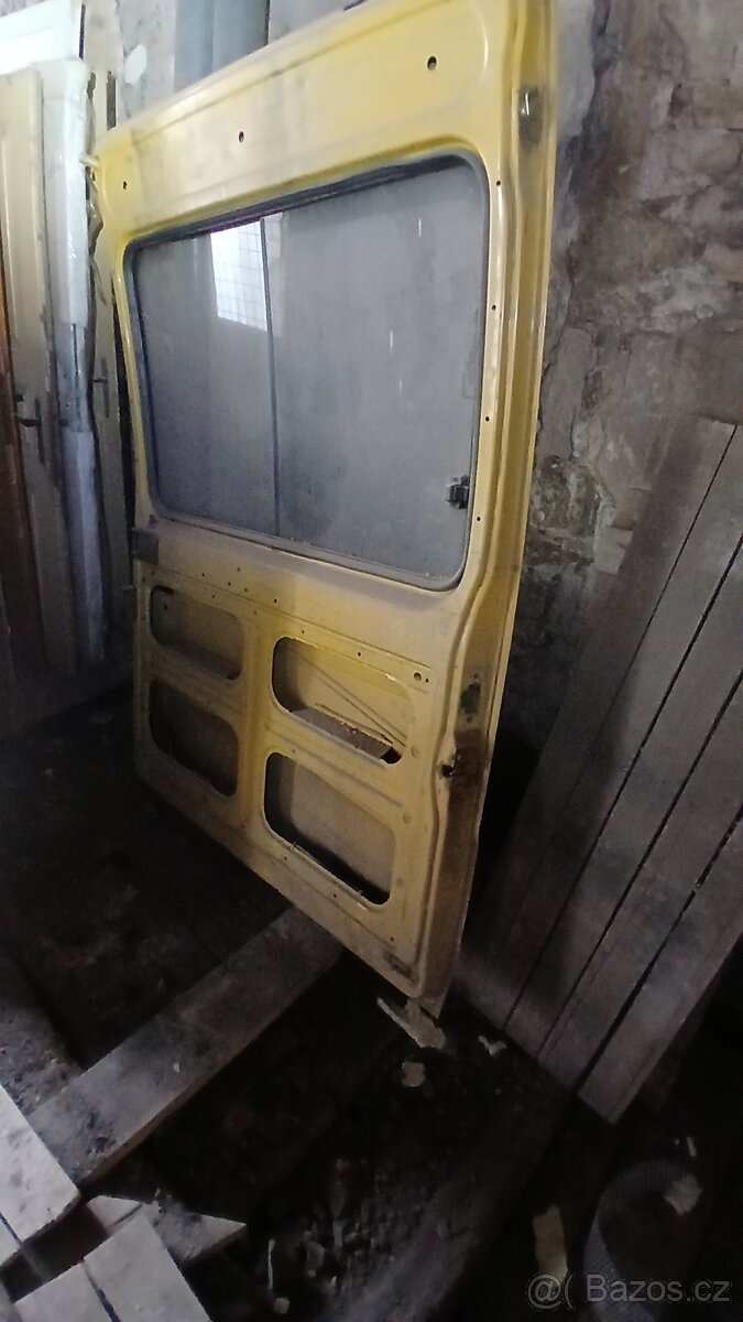 Prodám boční dveře Peugeot Boxer - 5