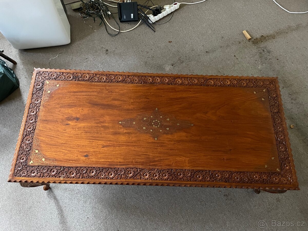 Konferenční stolek - 5