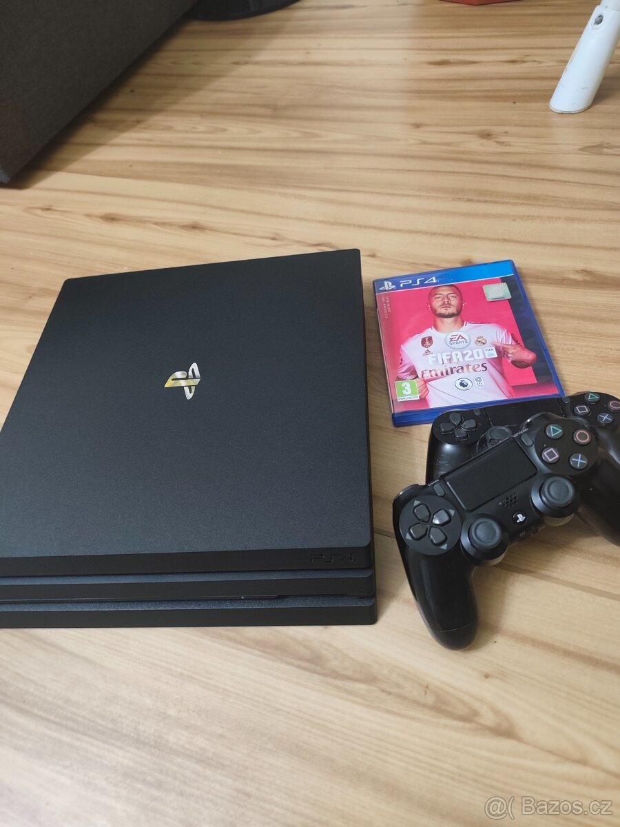 PlayStation 4 Pro – 1TB, 2x ovladač - 5