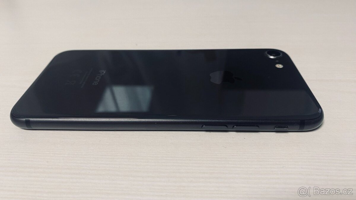 iPhone 8 - cosmic black - 5