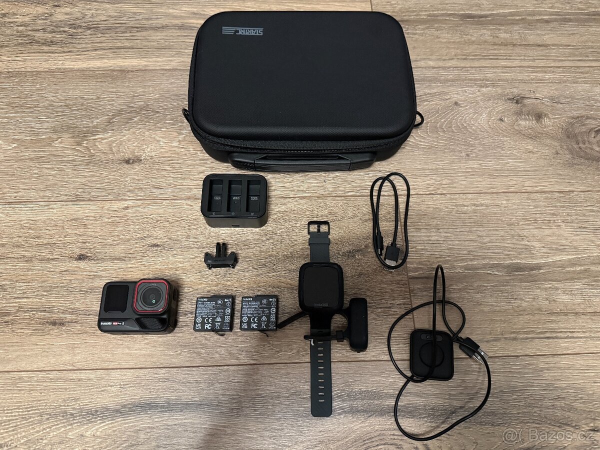 Insta360 Ace Pro 2 Dual Batterry + GPS Preview Remote - 5