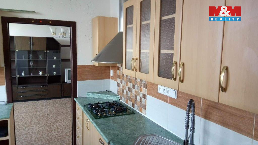 Prodej bytu 3+1, 78 m², Orlová, ul. 1. máje - 5