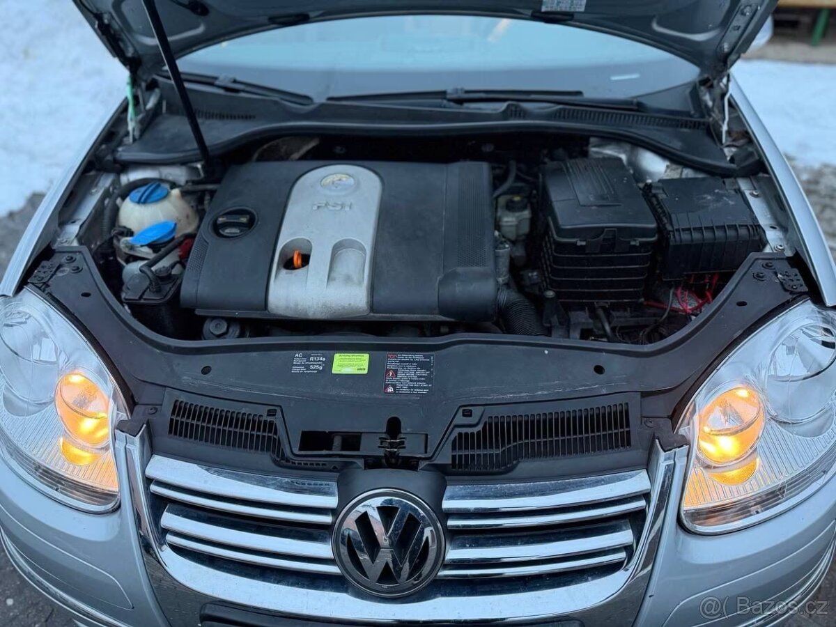 VW JETTA 1.6 FSI TOP STAV - 5