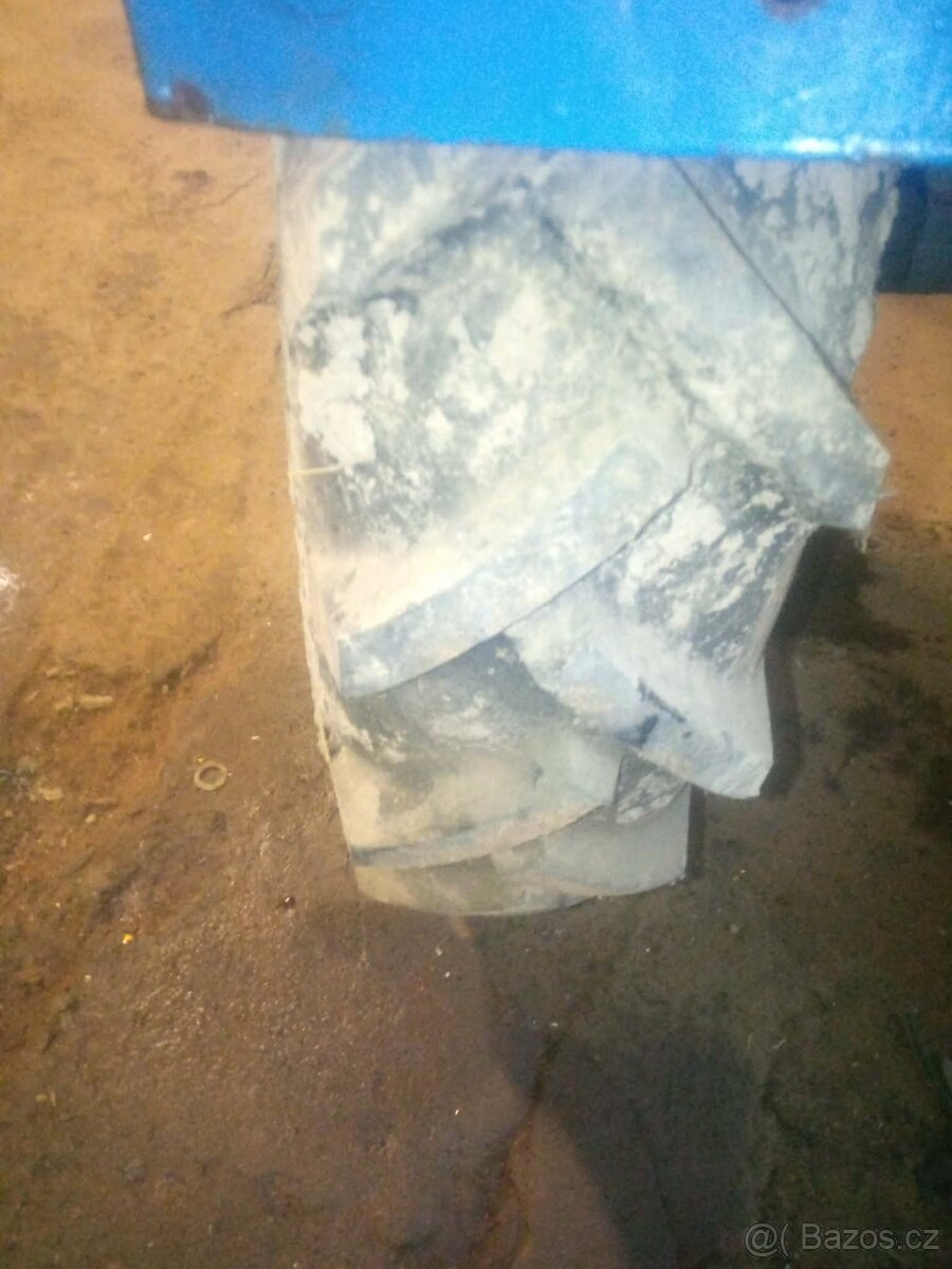 Traktůrek domácí vyroby - 5