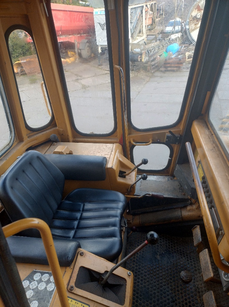 Nakladač pásový - 5