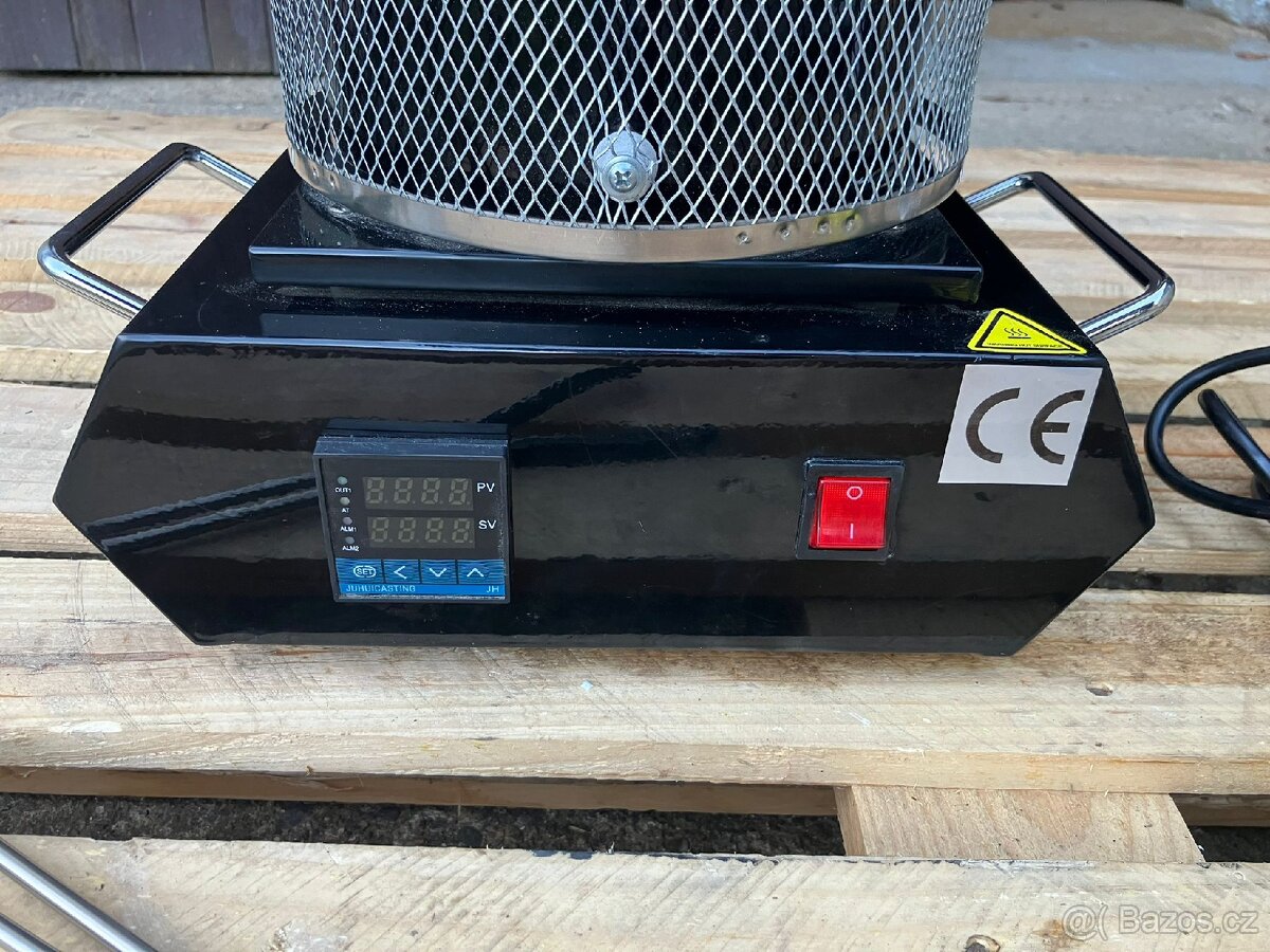 Tavící pec na 3 Kg - 5