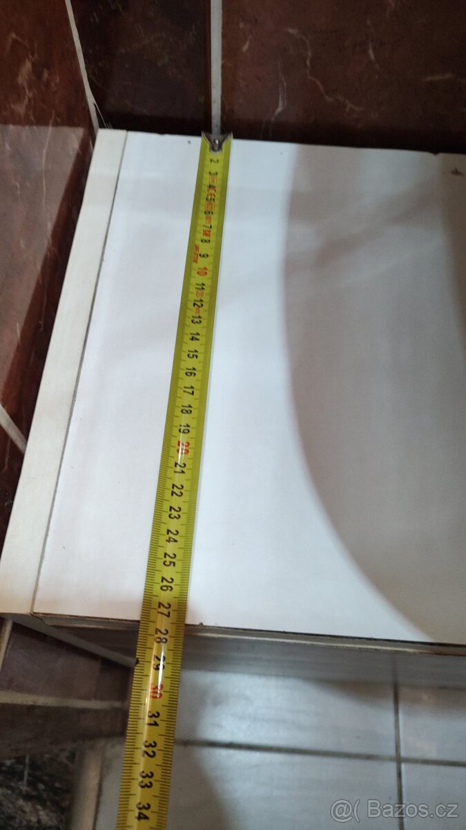 Umyvadlová skříňka a umyvadlo - 5