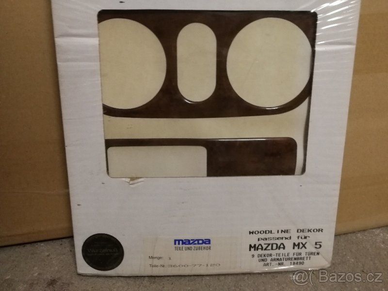 SAMOLEPÍCÍ DEKOR PALUBNÍ DESKY MX-5 - 5