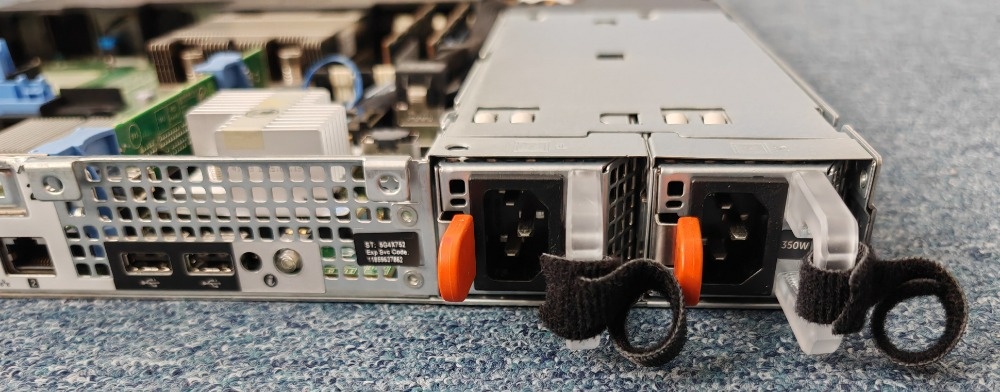 Dell PowerEdge R320, 64GB RAM 4/6/10 jader - 5